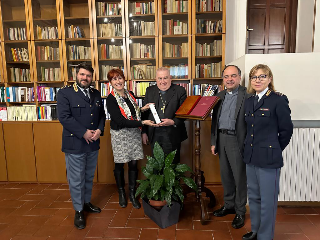 Settimana Santa, il questore consegna al vescovo l’olio del Giardino della Memoria di Capaci